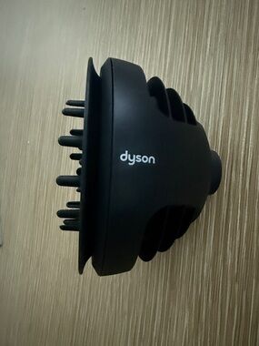 NEW Dyson Supersonic Nural attachment